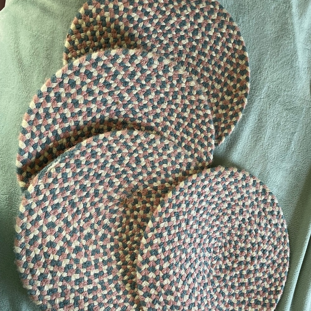 Set of 4 chair cushions, 18”